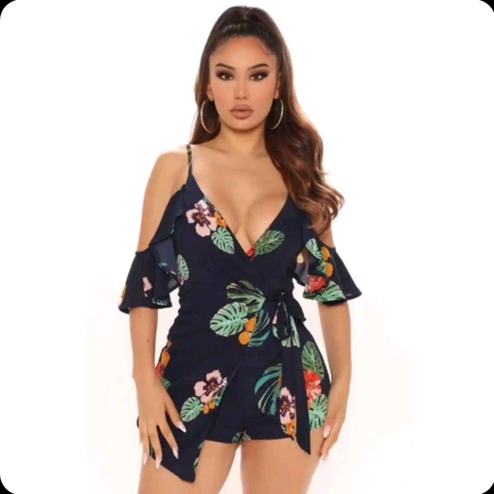 Tropical Romper‎ size small